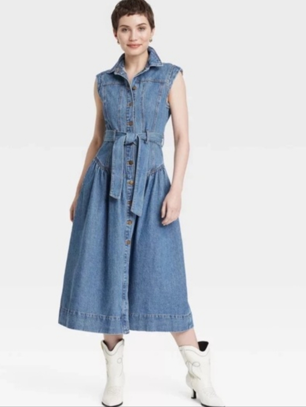 Universal Thread Denim Belted Button-Front Maxi Dress in Light Blue - Picture 4 of 7
